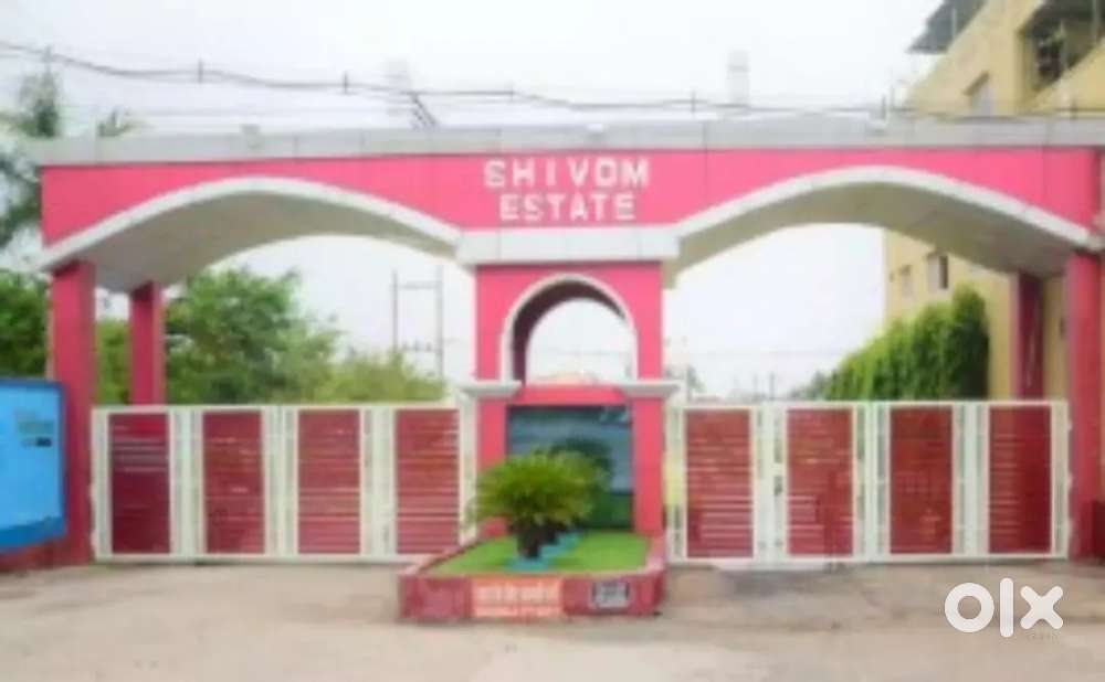 * Premium colony * Fully covered campus
* Just Near to Garden & Mandir