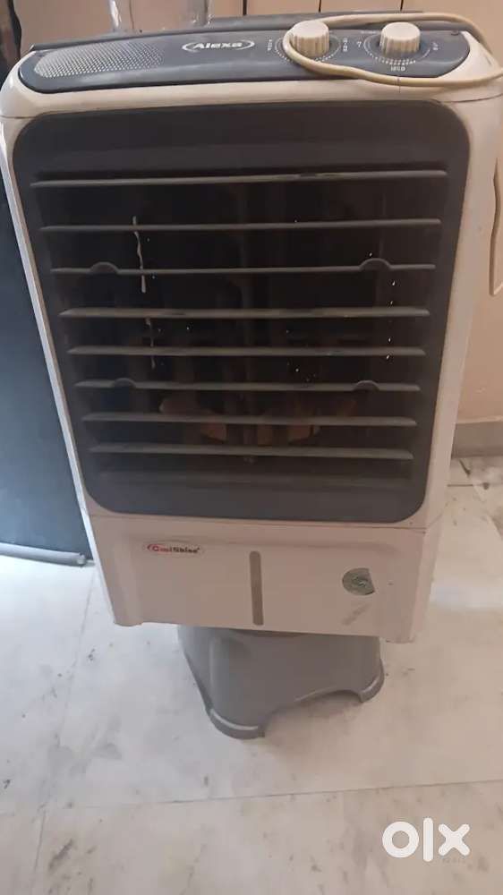 Cooler and stove and cylinder for sale and milton 12 litre