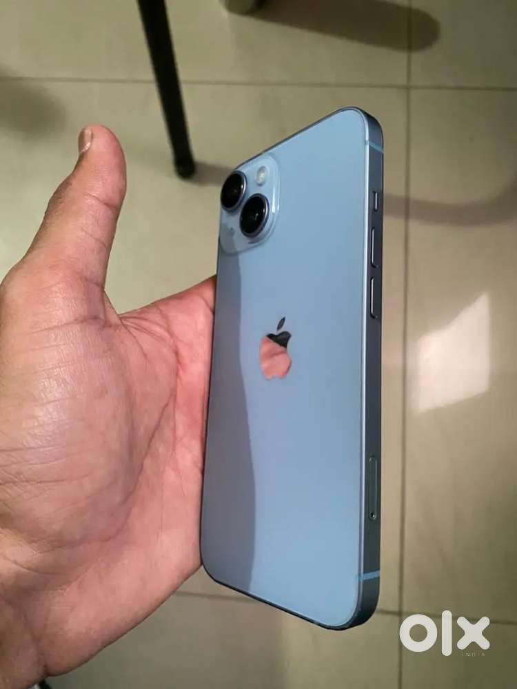 Selling my 4 months old I phone 14 in white colour/.Need urgent money