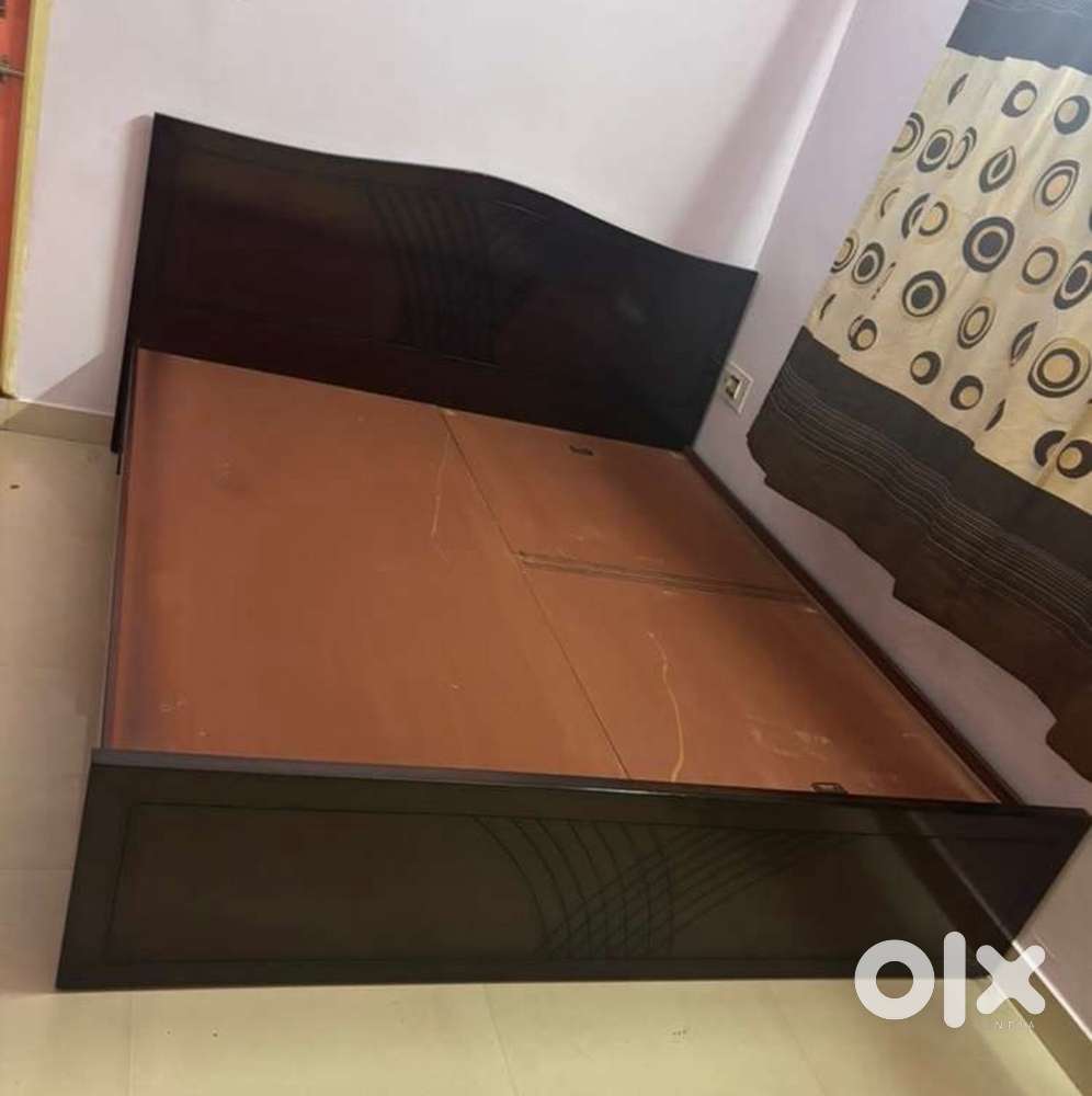 Qeen size with storage bed wholesale price