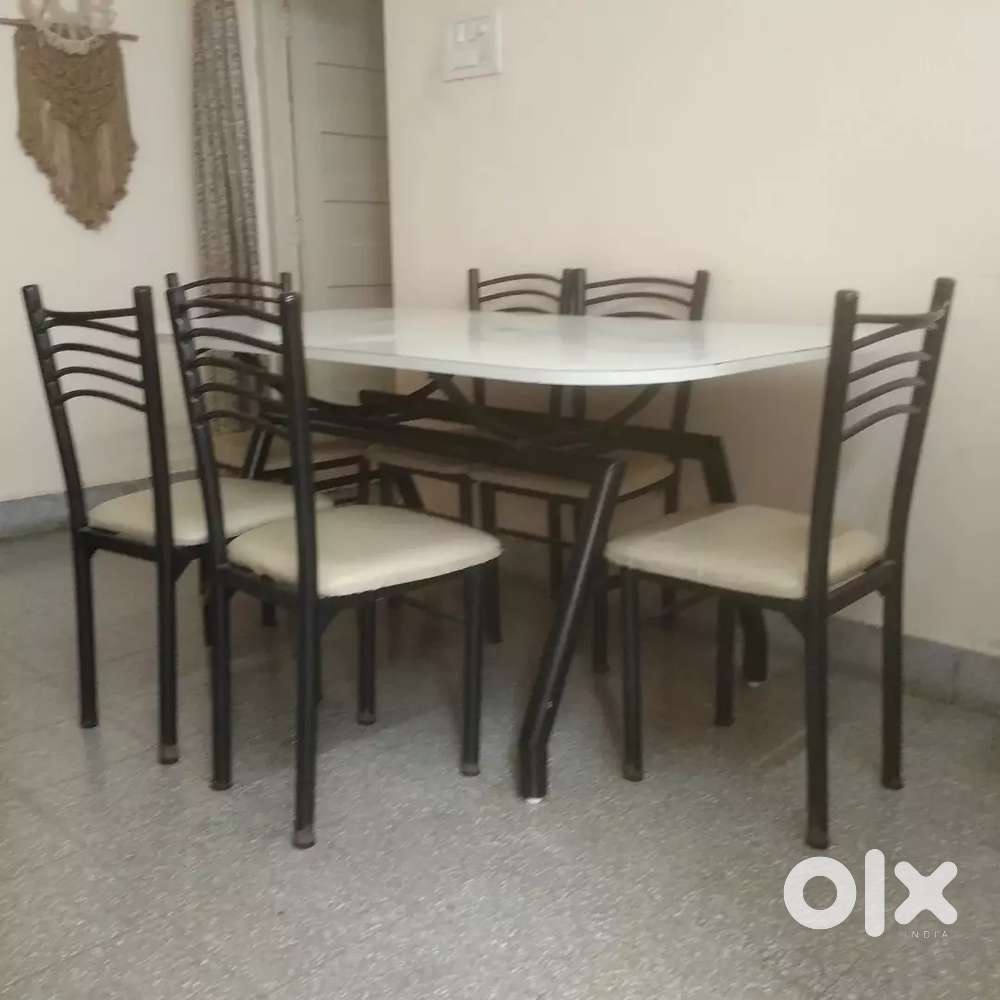 Dining Table with 6 Chairs