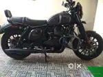Yezdi Roadster