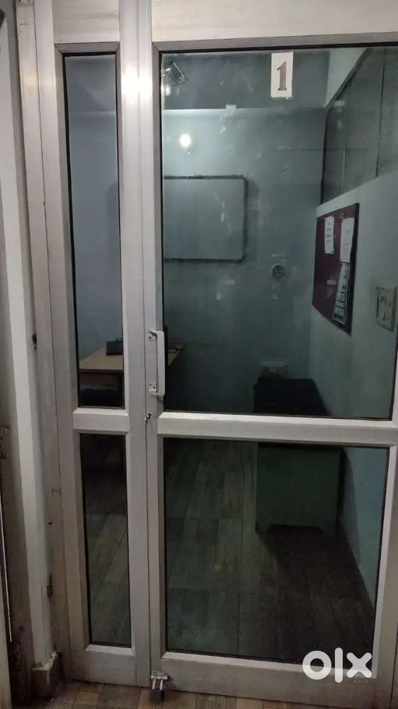 Office Cabins on main Survey Chowk