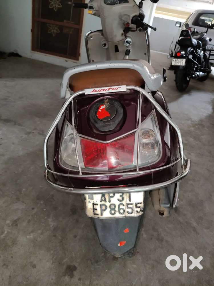 TVS Jupiter