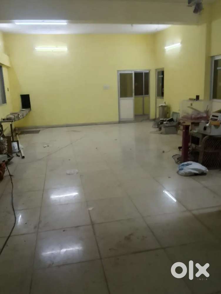 Commercial property for rent