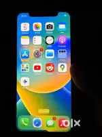 Iphone 10 white with box original accessories