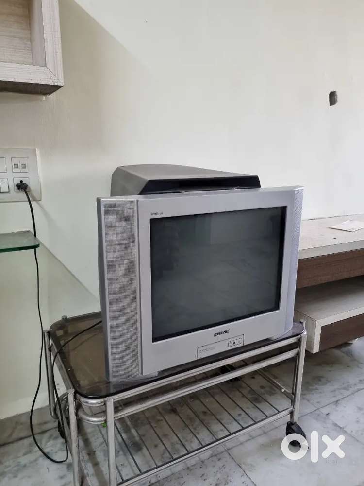 Sony Trinitron TV