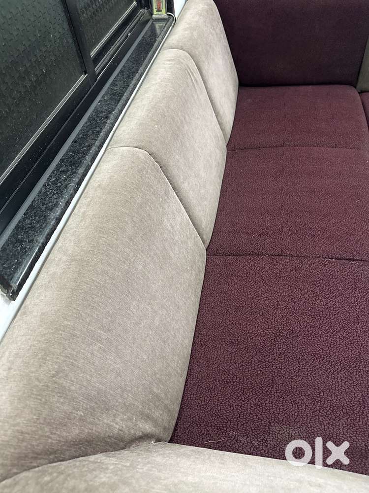 I want to sell my six seater sofa set