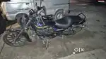 Bajaj Avenger street