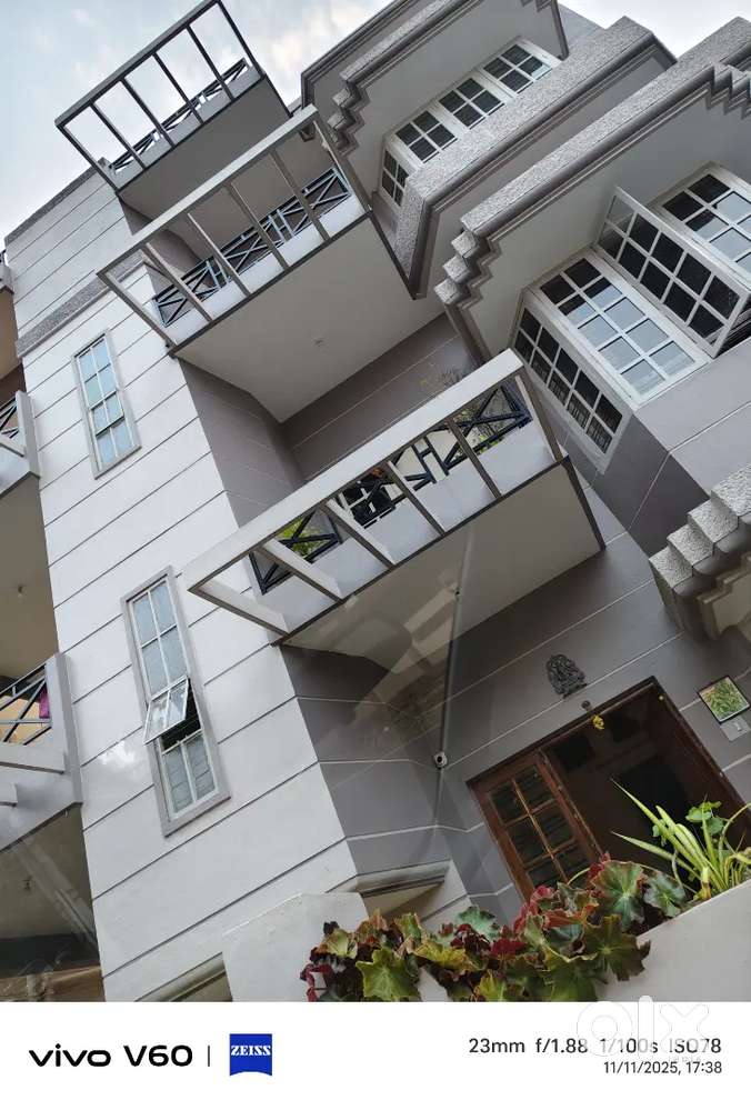 3 BHK individual house 2 nd floor lease in Kuvempunagara near Applo ho