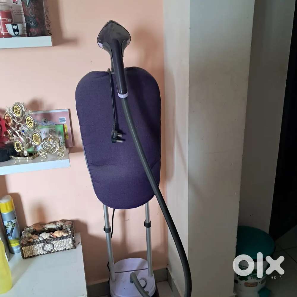 Philips 3000 Series Standing Garment Steamer with Tiltable Styleboard