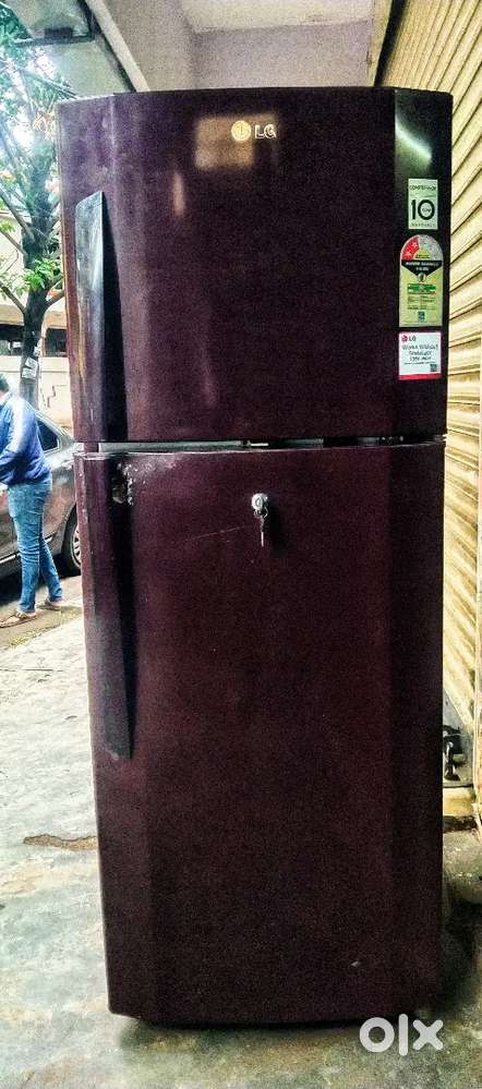 LG DOUBLE DOOR REFRIGERATOR