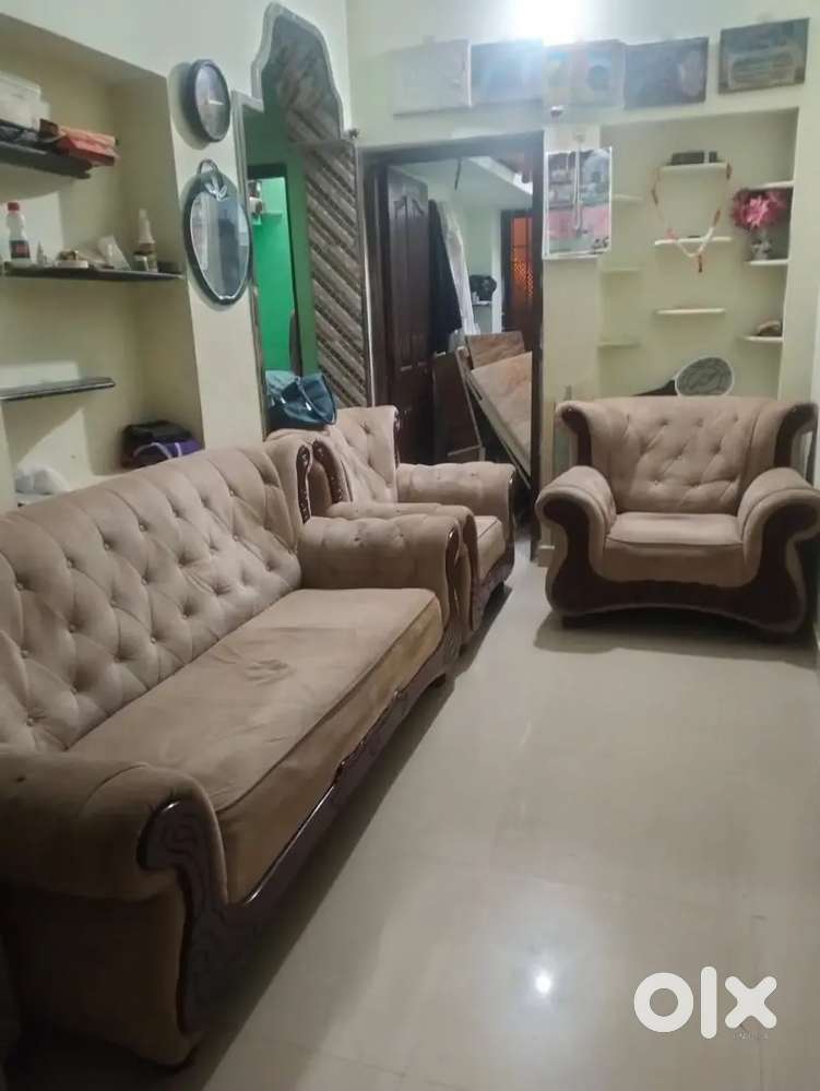 sofa set selling