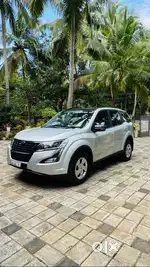 Mahindra XUV500 (2018)