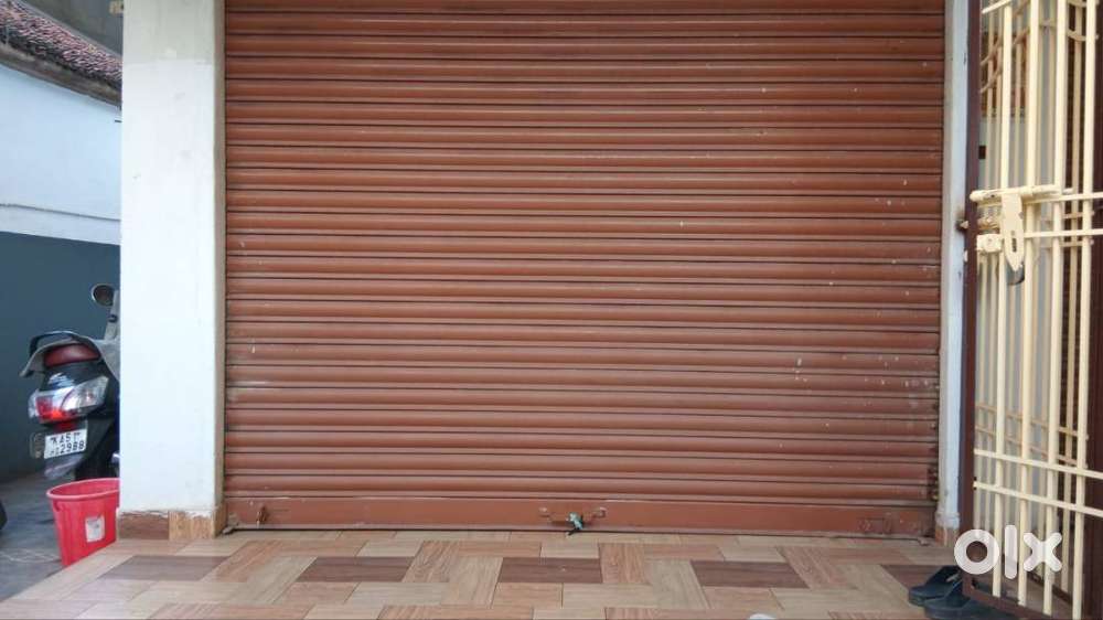 Shop for rent in Eluru 1 Town
