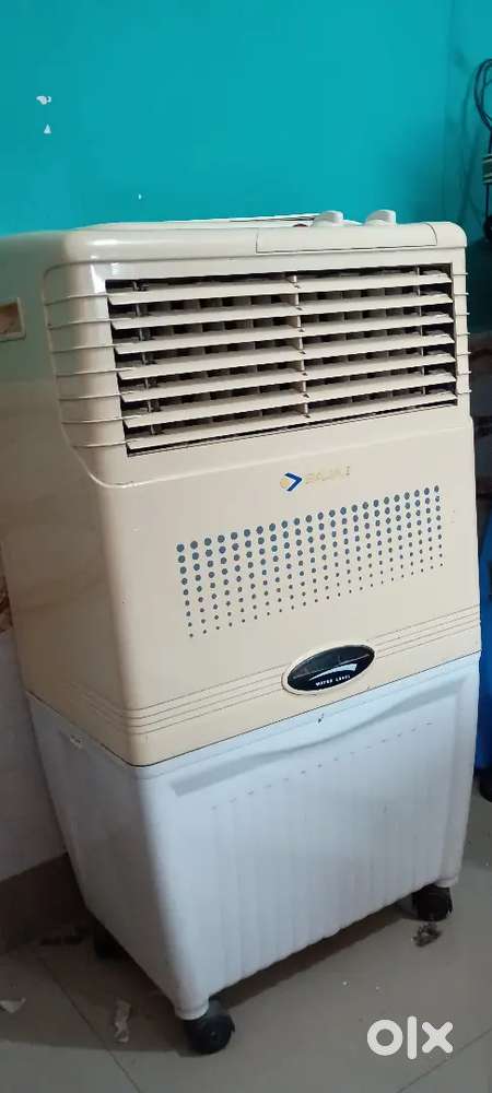 Bajaj cooler