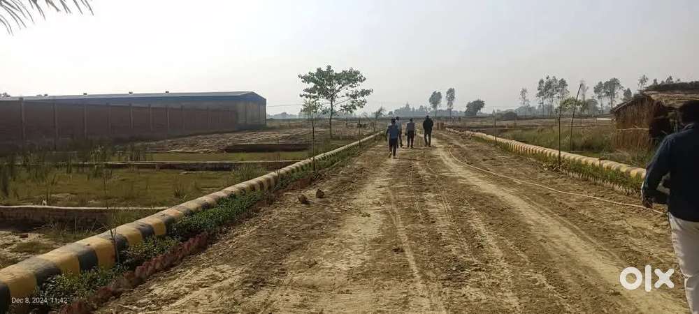 जिस भाई को बुलडोजर से मुक्त प्लाट चाहिए वो आज हमसे जुड़े