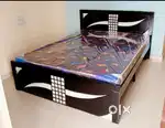 Mountain furniture new brand  4/6 with out storage cot