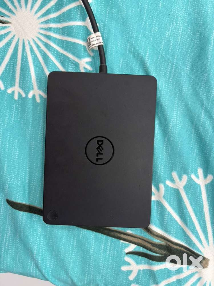 Dell Dock station with Logitech headset and Accessories