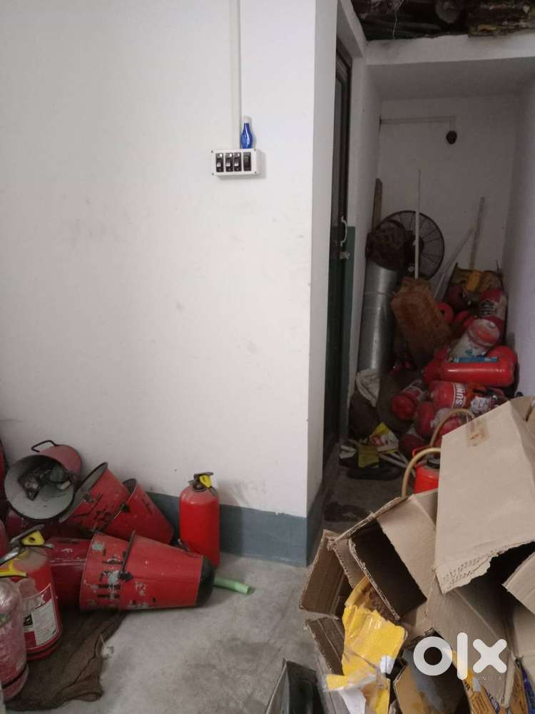 Office setup near kanchrapara railway station