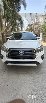 Toyota Innova Crysta 2022