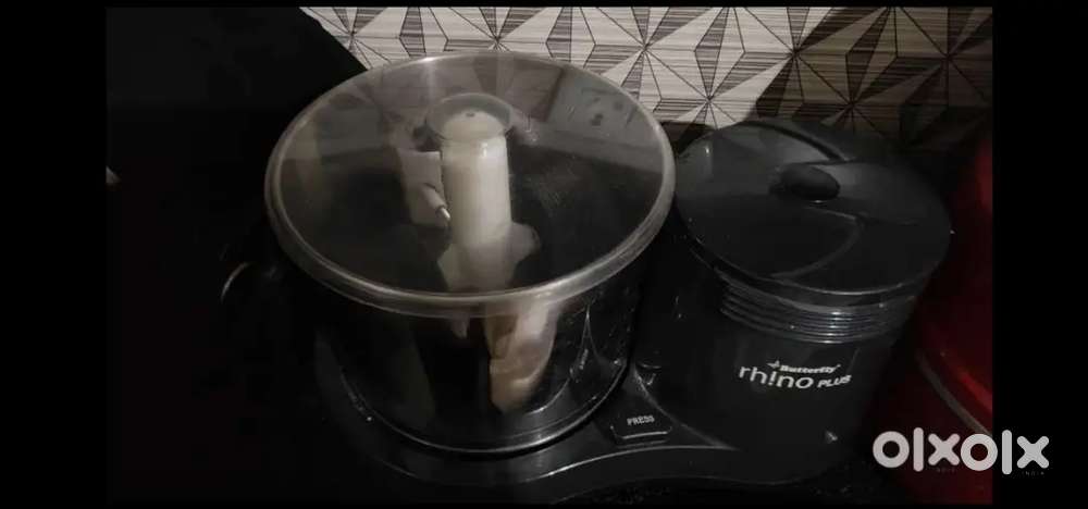 Butterfly wet grinder