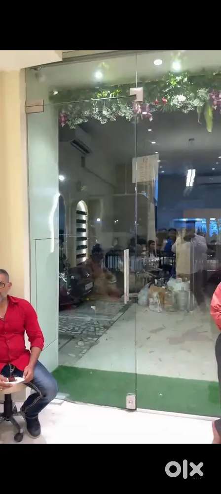 Preleased Shop on Sale main road facing