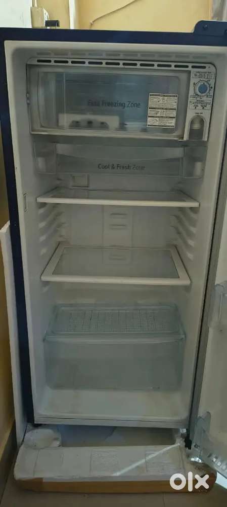 LG LG fridge full working condition