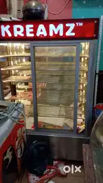Cake Fridge