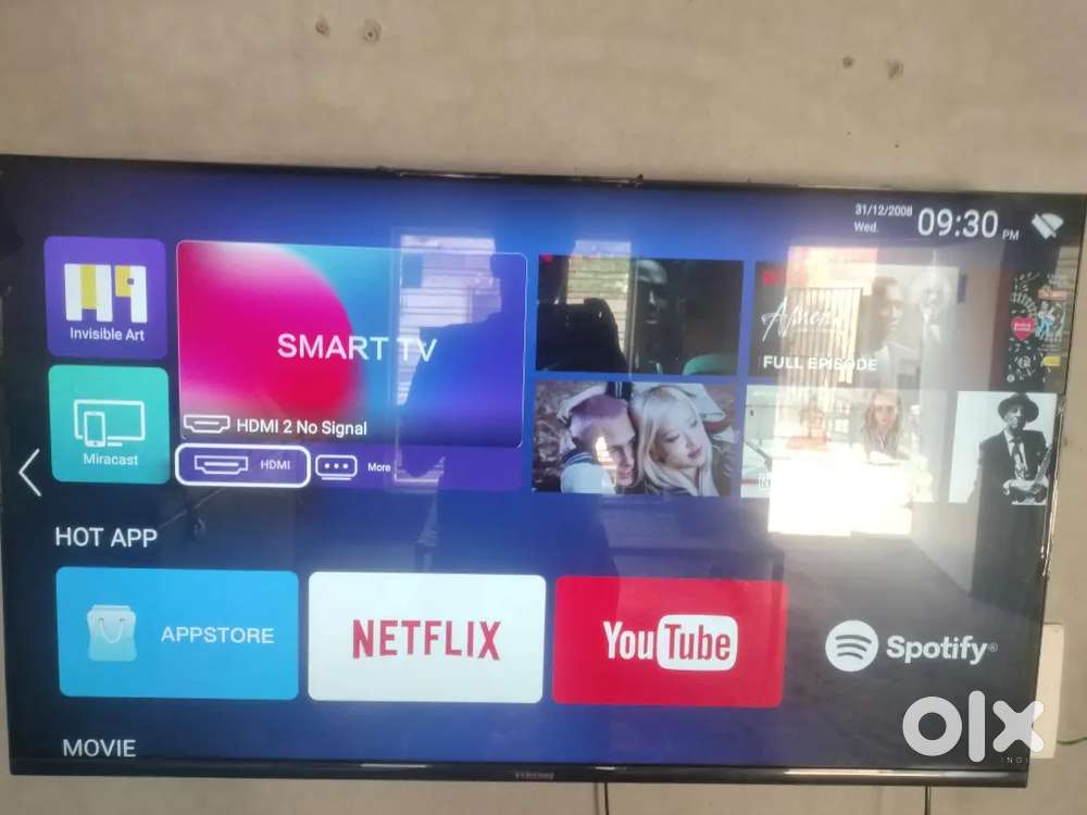 New samsung smart tv with box