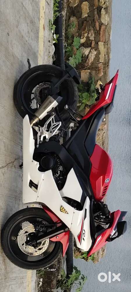 R15 convert to r1 fully modified body kitt