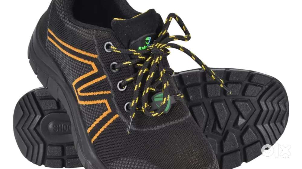 Brand new safety shoes
