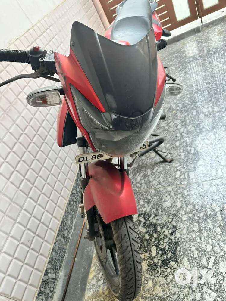 Red apache genuine 36000 drive only new tyer new battery new chain set