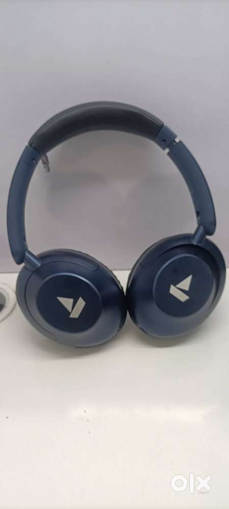 Boat headphones rocker's 650