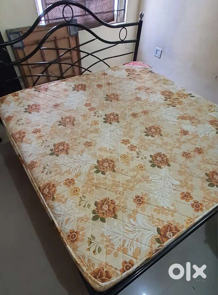 King size Cot and Bed for sale