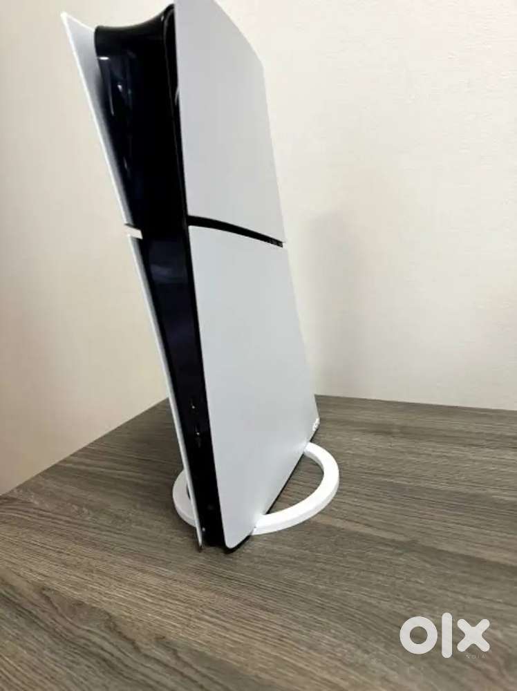 Ps5 ( 6 months warrenty left ) FORTNITE EDITION