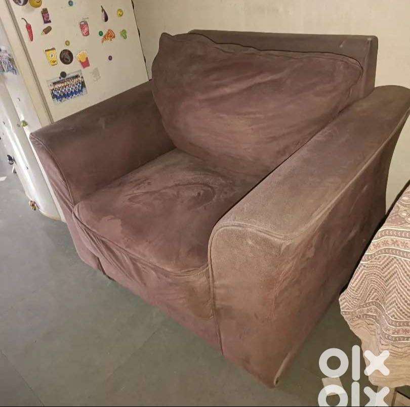 Sofa (3+1+1) with brown velvet cloth