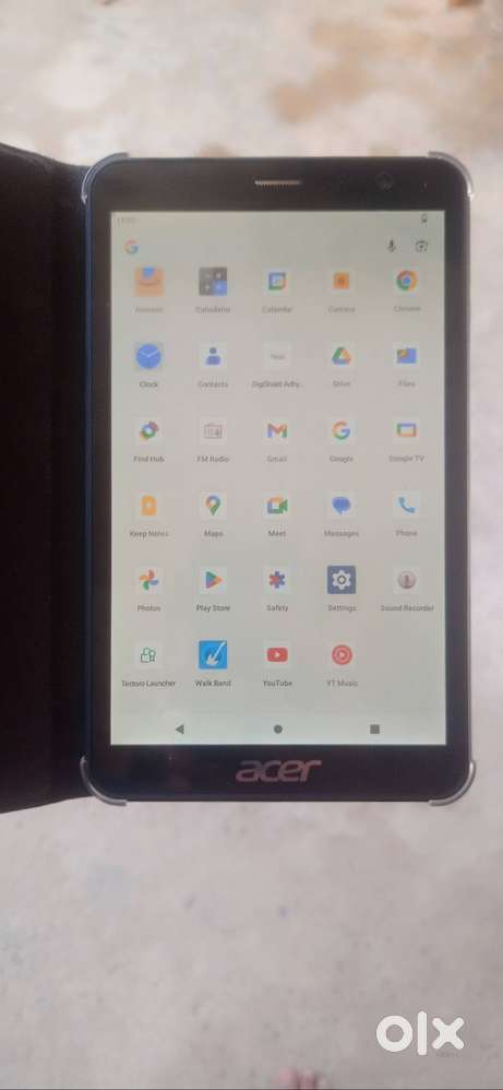 Accer one 8 t4-82L tablet  only 5 days open