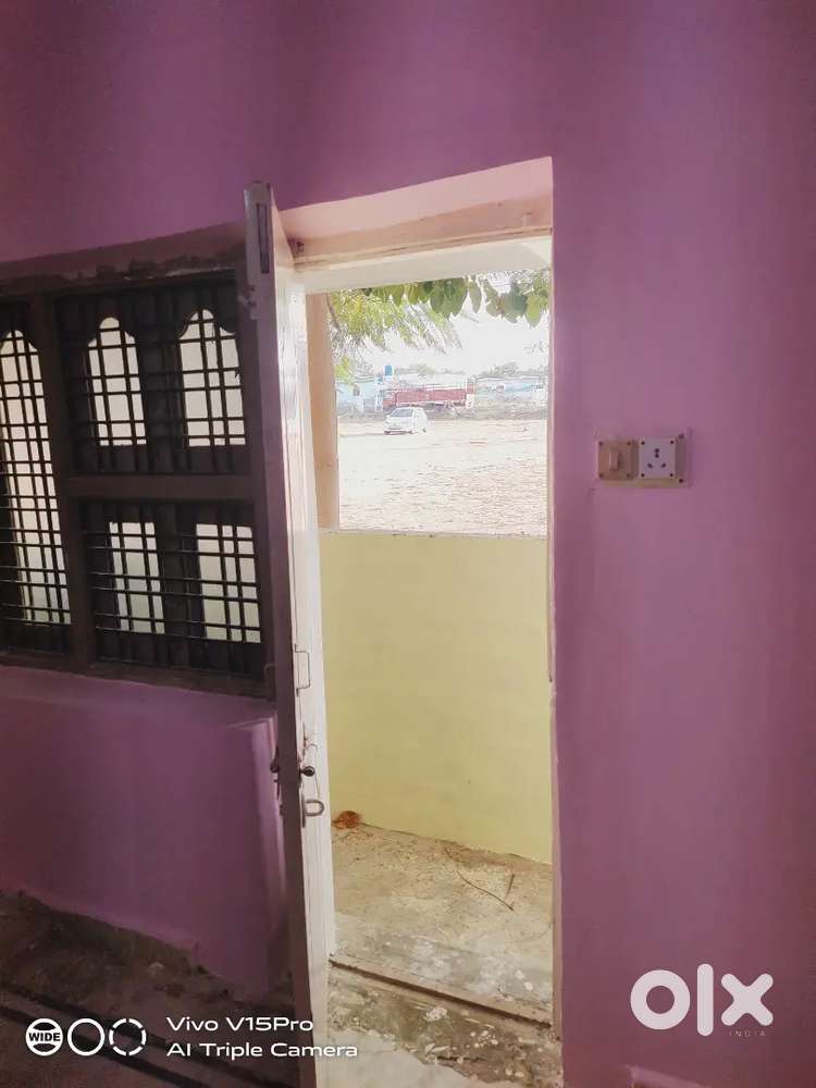 Independent House for rent and small shop