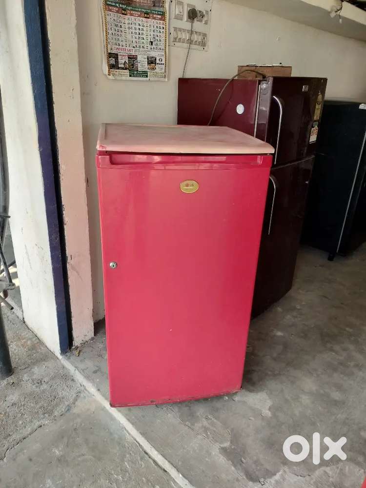 LG refrigerator good condition single door 180 litre