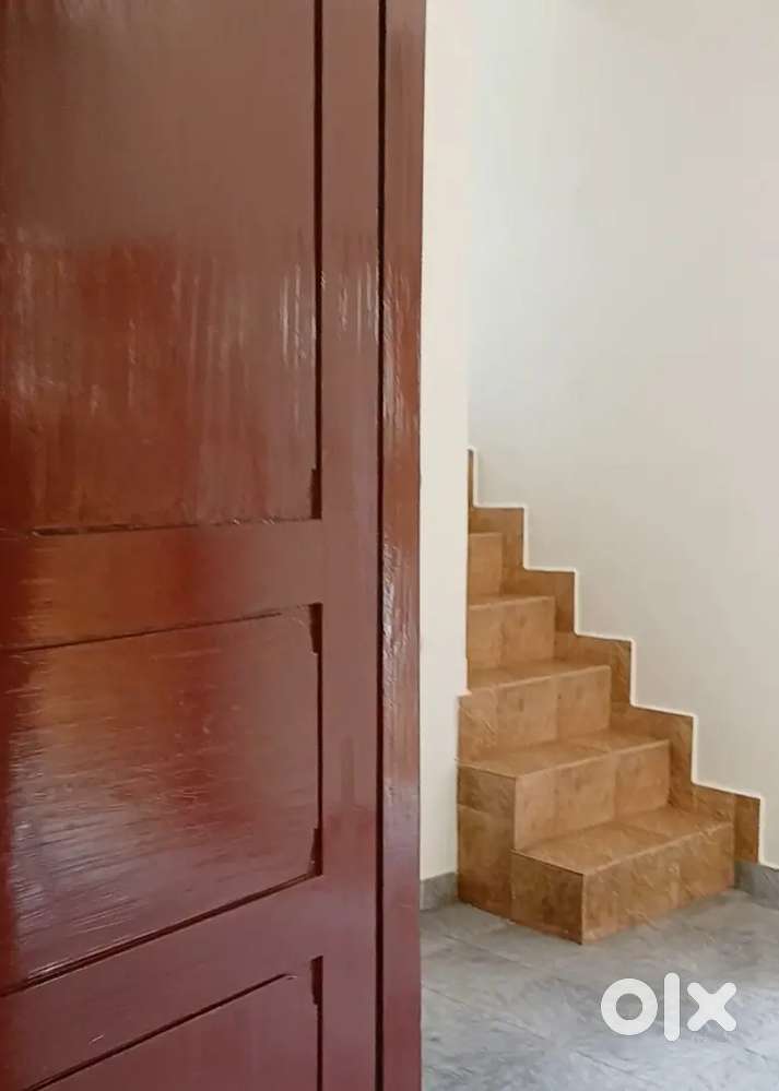 Pattoor, Nalumukku, Ground floor and First floor for rent