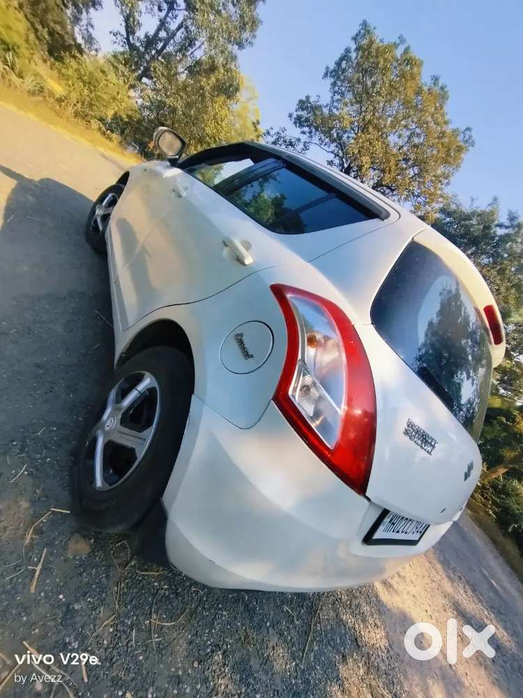 Maruti Suzuki Swift 2012 Diesel 98000 Km Driven