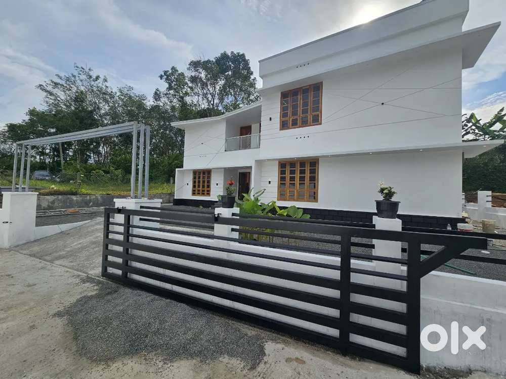 4 BHK HOUSE FOR SALE