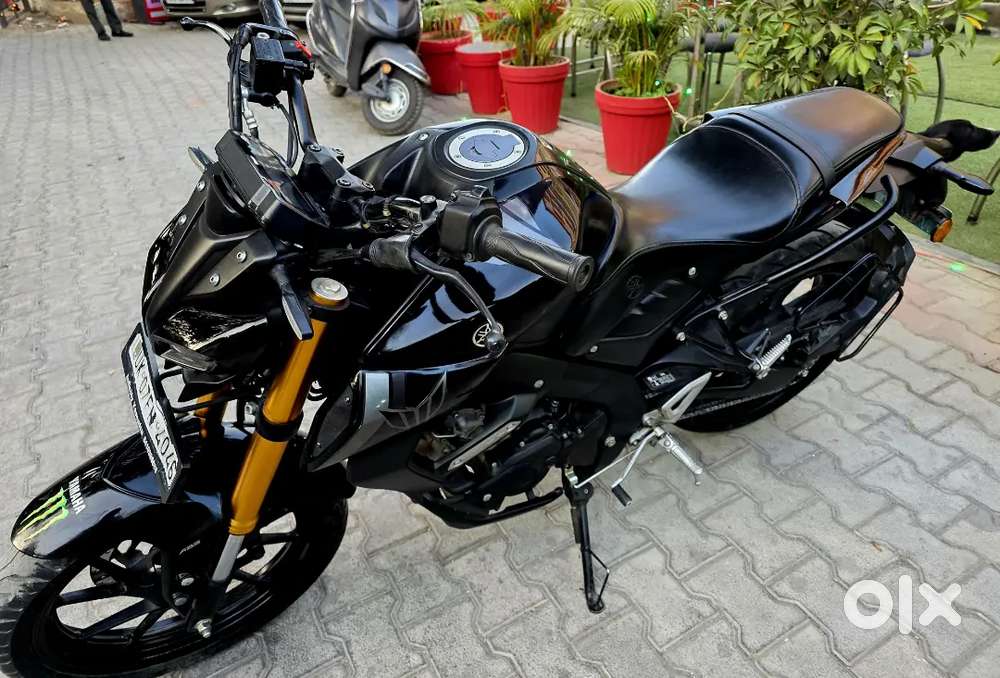 Yamaha MT15 Showroom condition first owner Lone facility available