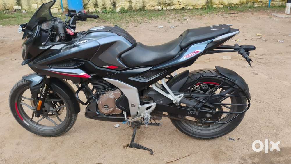 Bajaj Pulsar 250F