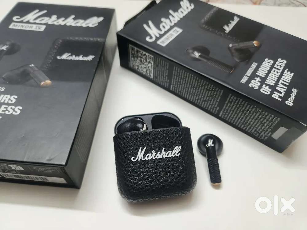 Seal packed Marshall minor 4 earbuds