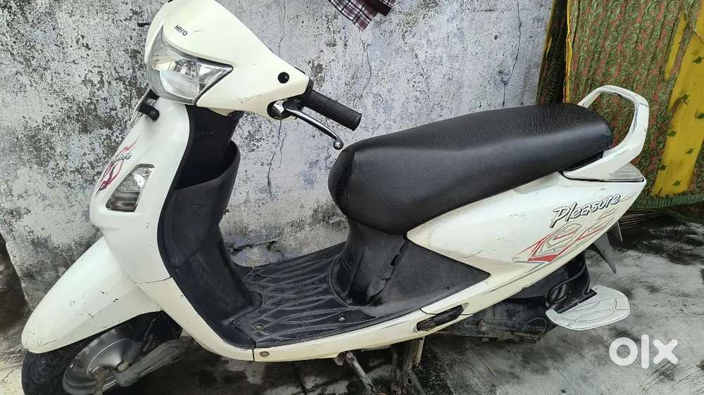 Pleasure scooty