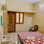 Budget friendly Premium Stay at the center of the city