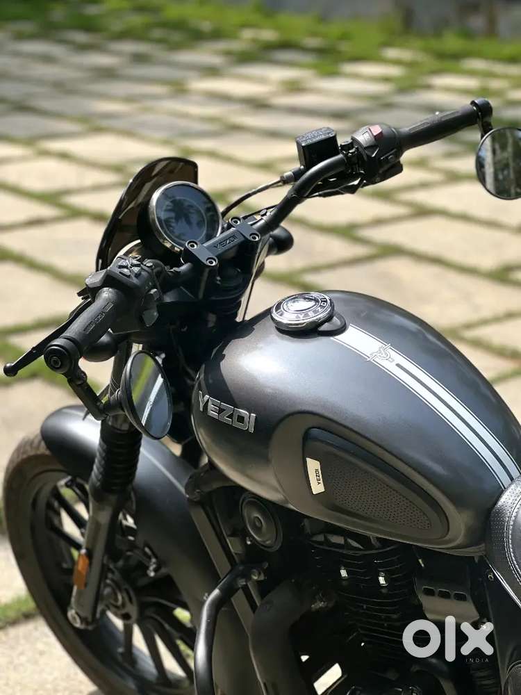 YEZDI ROADSTER FOR SALE