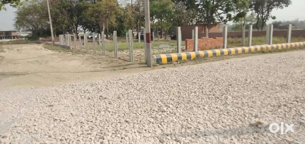 HCL company sa najdik plot le Bank loan ka sath